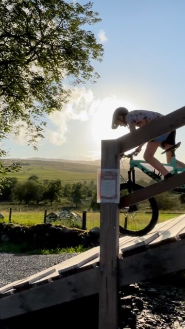 HIGH levels of stoke here at Bike Ranch HQ as our comp winner rounds up her crew for @redbullbike Hardline weekend, staying in our Jumps View Pod. Still a set of tickets up for grabs for the Sunday - just book in to camp to be entered into the draw. 👌🏻
•
#bikeranch #bikeranchsnowdonia #northwales #snowdonia #mtbjumps #mtbcamping #ultimate
